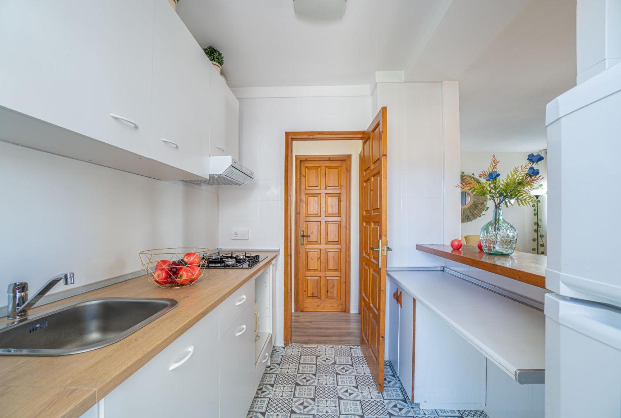 Est1-Spaciouss Appartment In The Beach, Bbq, Downtonwn, Parking, Fast Wifi Fibre Roses Exterior foto